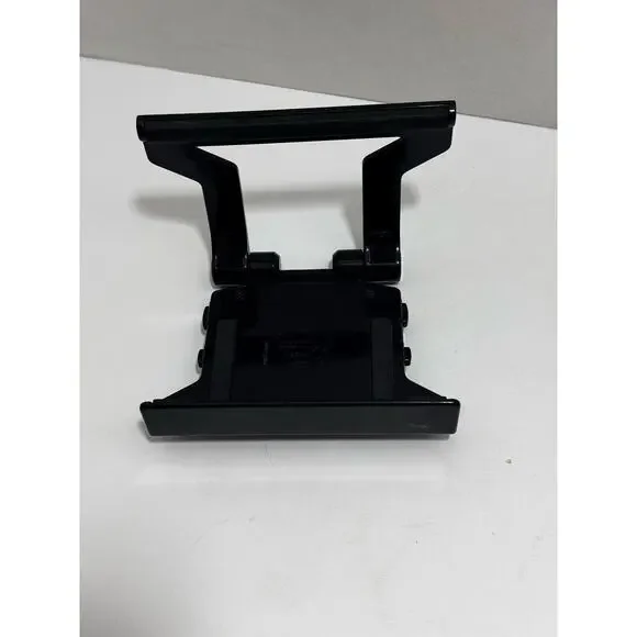 Xbox 360 Kinect w/Stand and 2 Games - Used - TESTED & WORKS - Picture 4 of 6